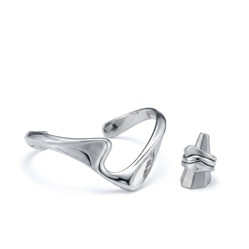 *MDvbbk Silver-Tone Sculptural Cuff Bracelet and Knot Ring Set*
